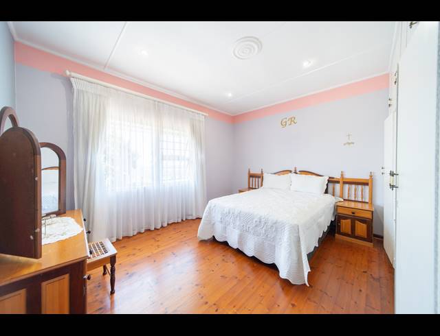 4 BEDROOM HOUSE FOR SALE IN VINCENT